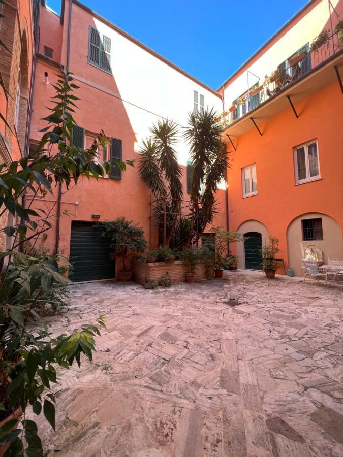 B&B Letterario Palazzo Pistocchi Teramo Luaran gambar